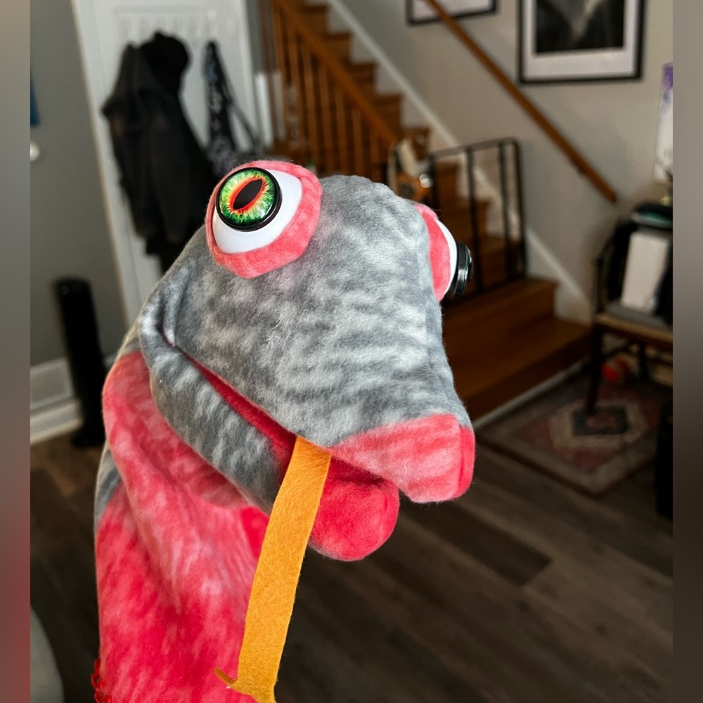 Custom Hand Crafted Professional Puppet - Picture 10 of 16